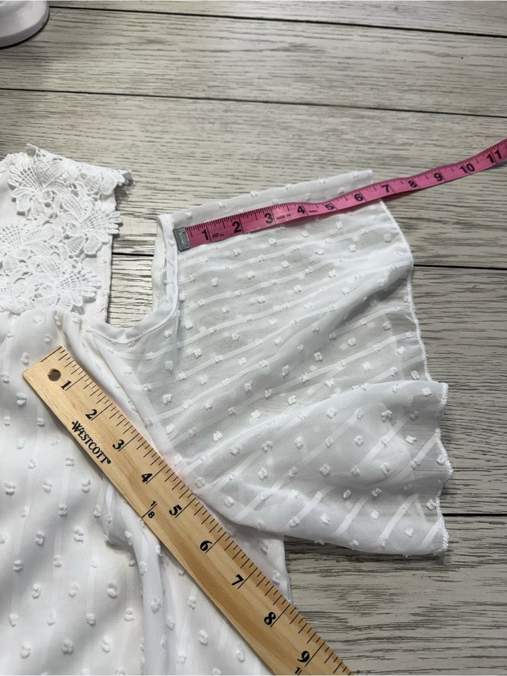 Plus-Size 2X White Cold-Shoulder Lace Strap Blouse short sleeve hip length NWOT - Picture 7 of 8